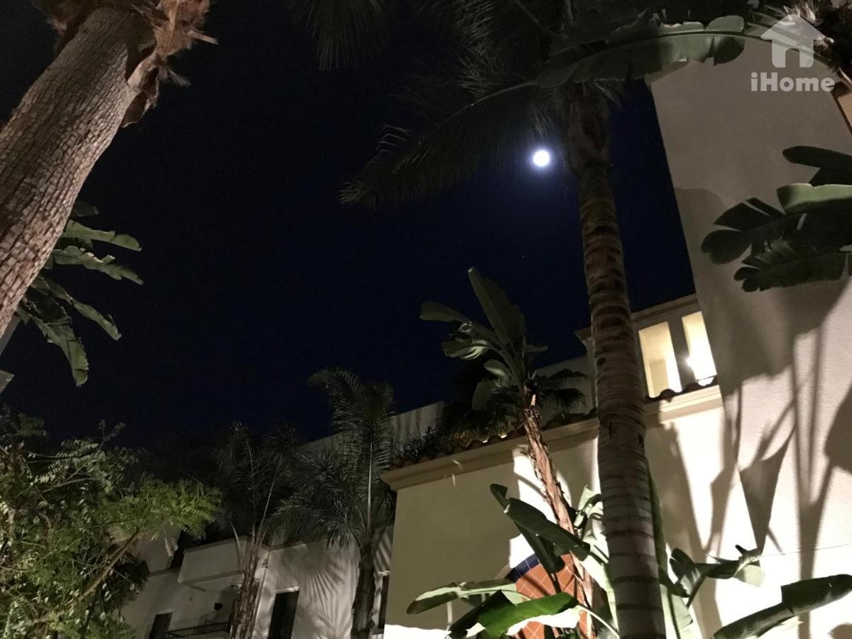 "Resort Style Amenities Walk To Ucla" W Pool & Parking B2 Los Angeles Exteriör bild
