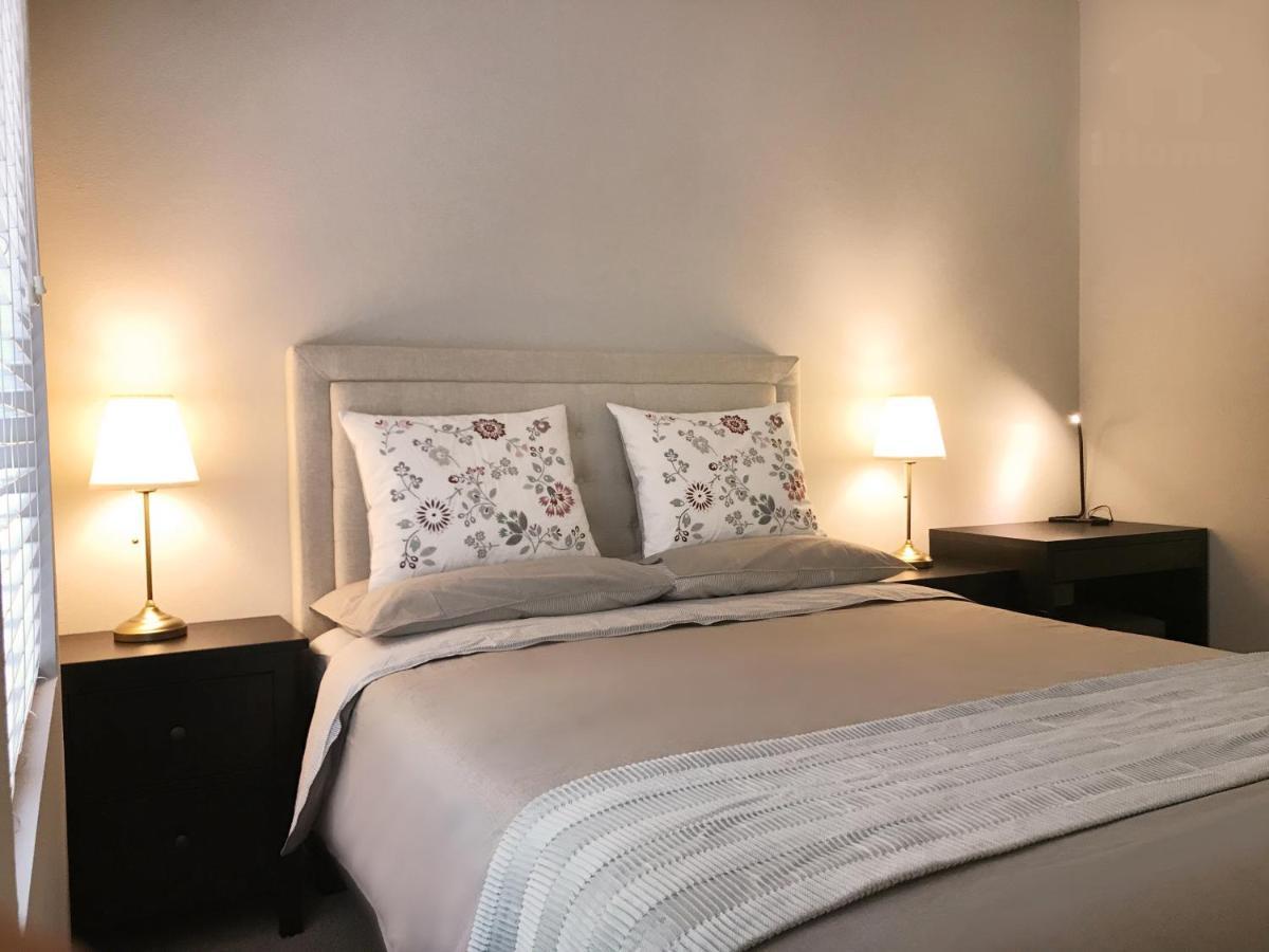 "Resort Style Amenities Walk To Ucla" W Pool & Parking B2 Los Angeles Exteriör bild
